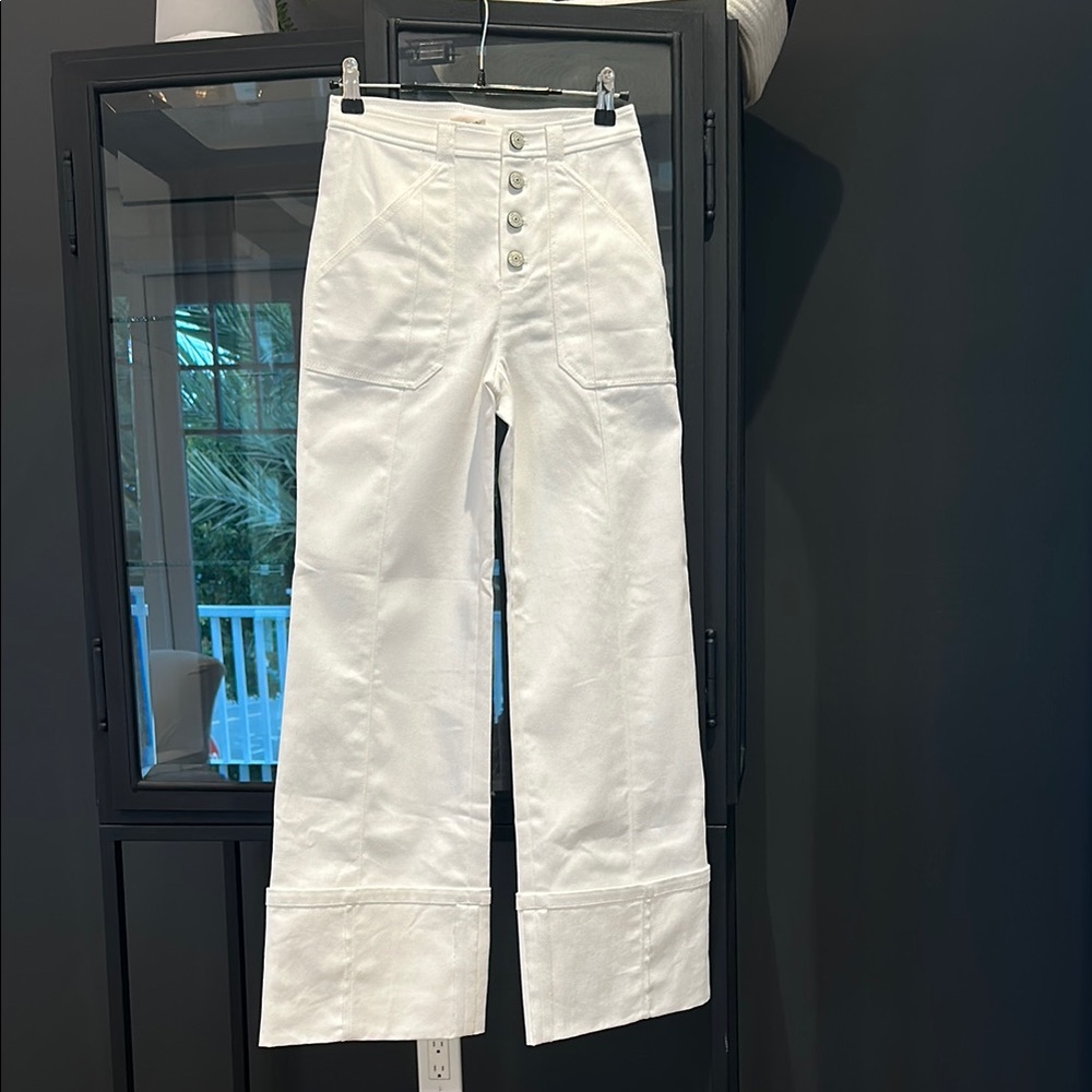 Cinq a sept White High-Waisted Women's Jeans. New in stores now.